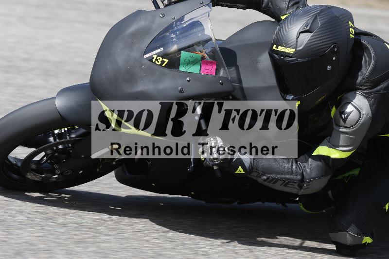 /08 17.04.2026  TZ Motorsport ADR/Gruppe gruen/137